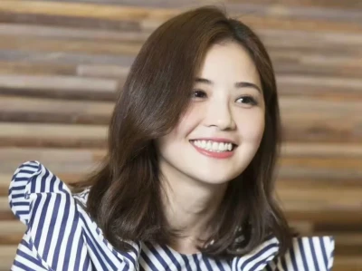谁不喜欢笑起来像阳光一样的女孩？！