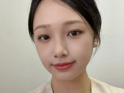 杏仁眼的媚感雏形