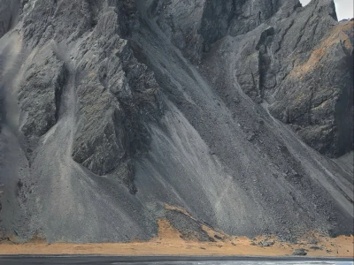 iPhone壁纸｜高山景深图